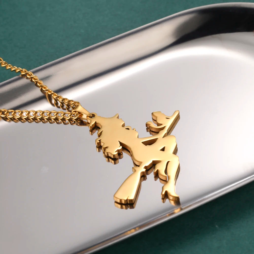 Colar Bruxa em Voo – Poder e Mistério